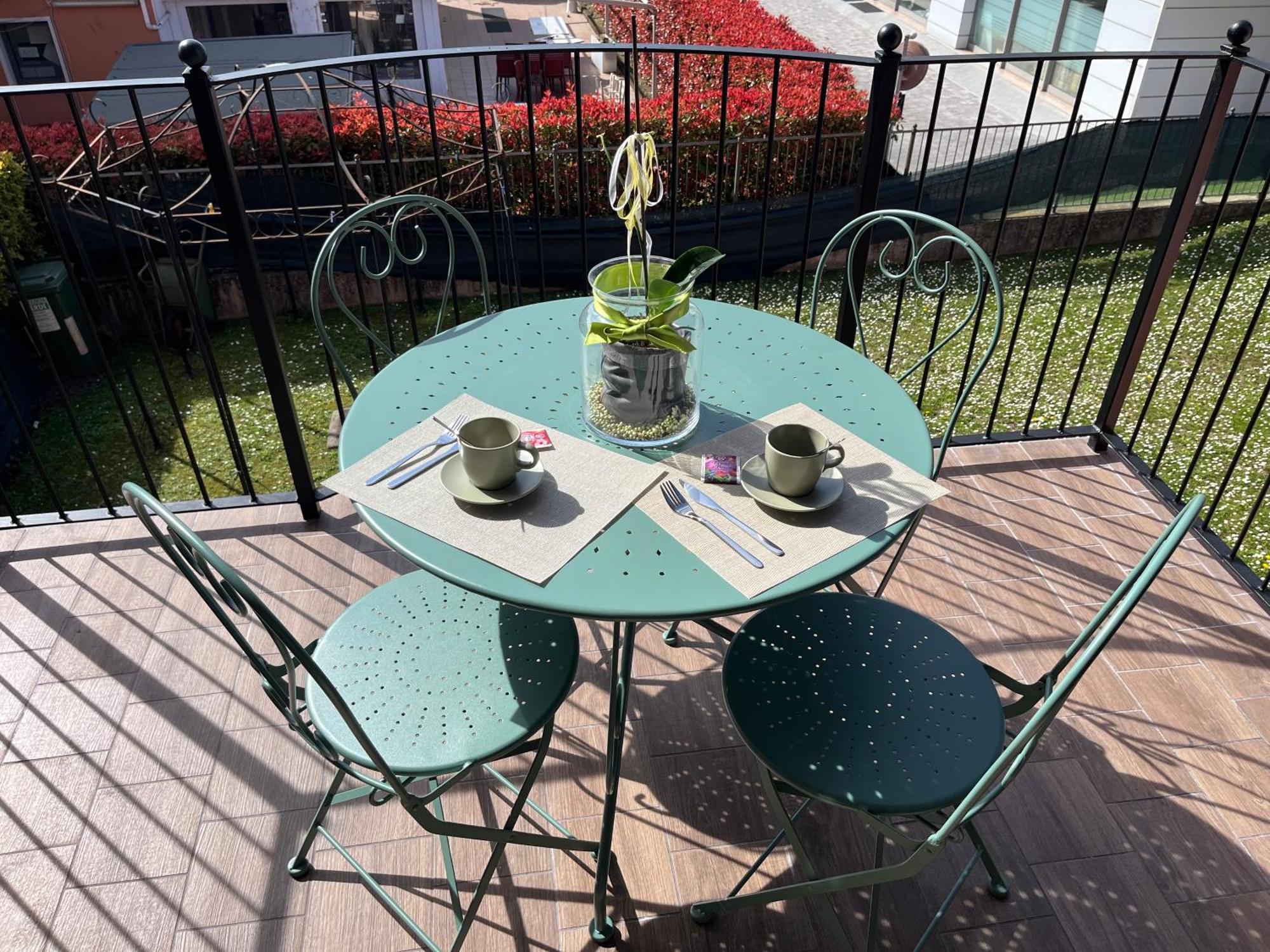 Al Cascinale Peschiera Del Garda Apartment Екстериор снимка