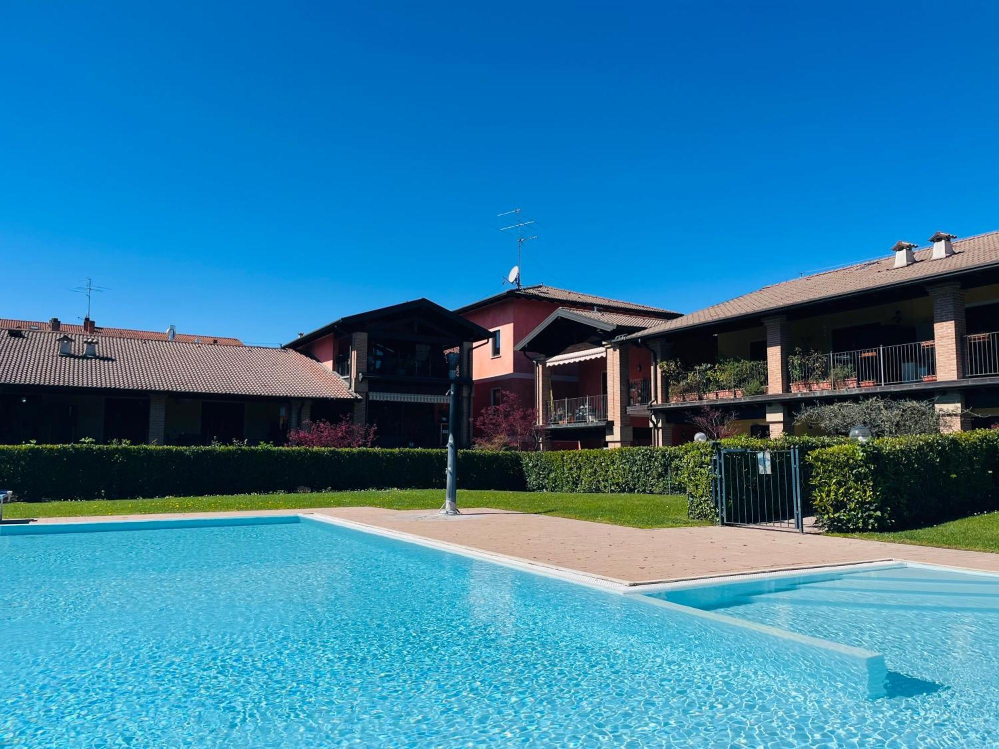 Al Cascinale Peschiera Del Garda Apartment Екстериор снимка