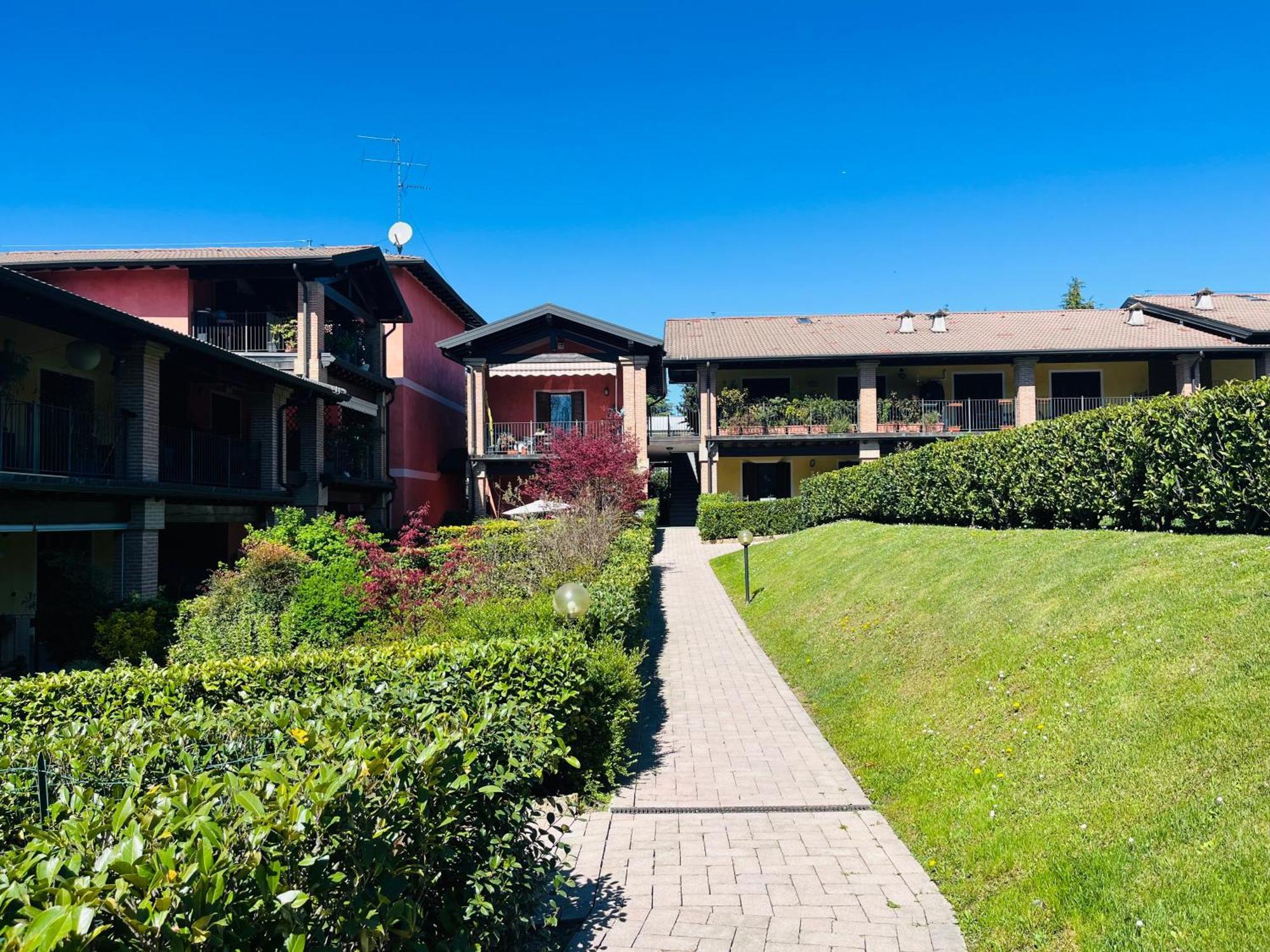 Al Cascinale Peschiera Del Garda Apartment Екстериор снимка